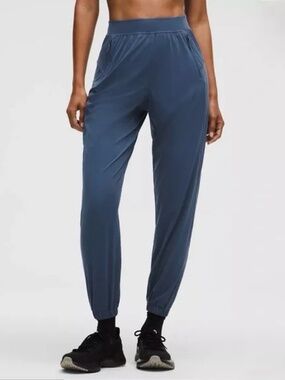 Brand New Lululemon Adapted State High-Rise Jogger Sleek 2